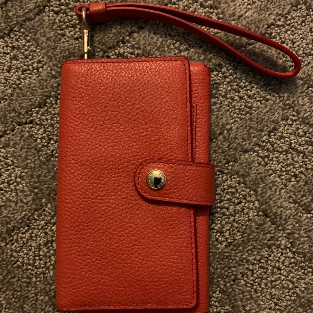 Gorgeous COACH pebble leather wallet/wristlet